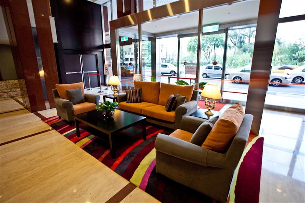 Orange Hotel - Park, Taichung Exterior photo