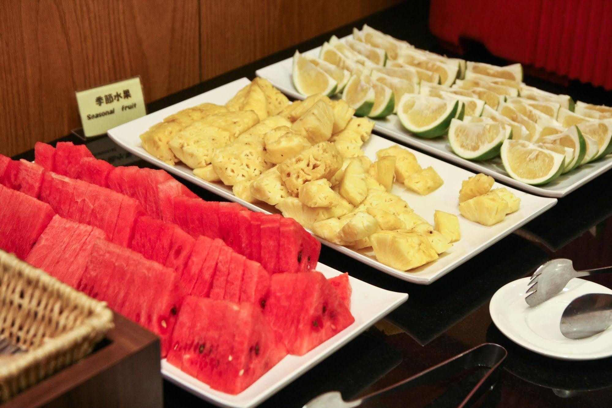 Orange Hotel - Park, Taichung Exterior photo